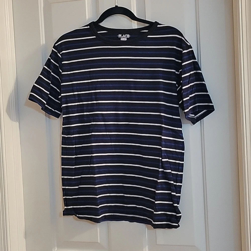 Childrens place navy striped tee xxl